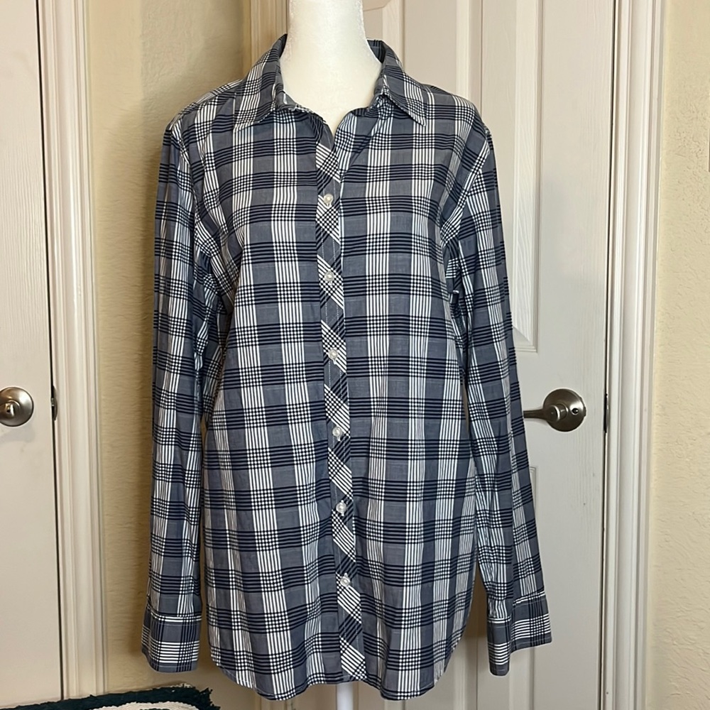 Banana Republic Blue Plain Soft Wash Button Front Shirt